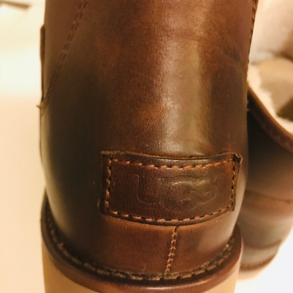 UGG Leather Brushed Brown-Waterproof
